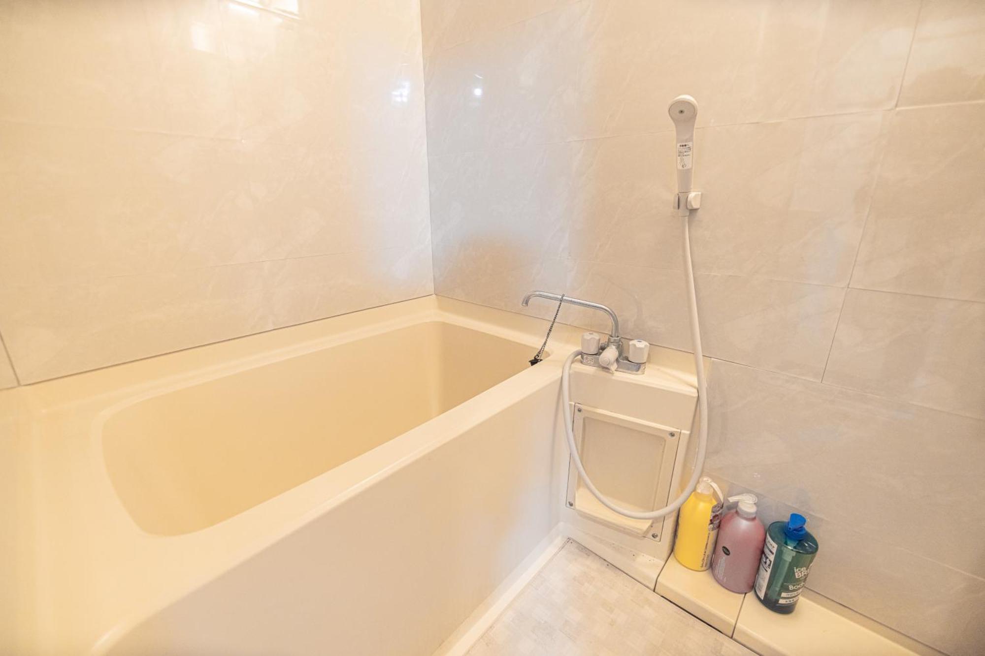 Z7全新装修套房3室2厅 新宿2站4分钟,max 8p-spacious,3rooms Near Shinjuku * 東京都