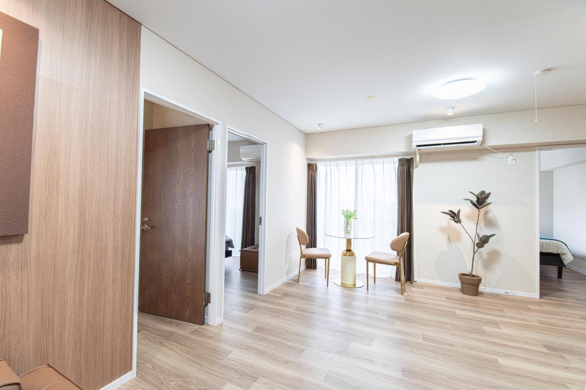 Z7全新装修套房3室2厅 新宿2站4分钟,max 8p-spacious,3rooms Near Shinjuku 東京都