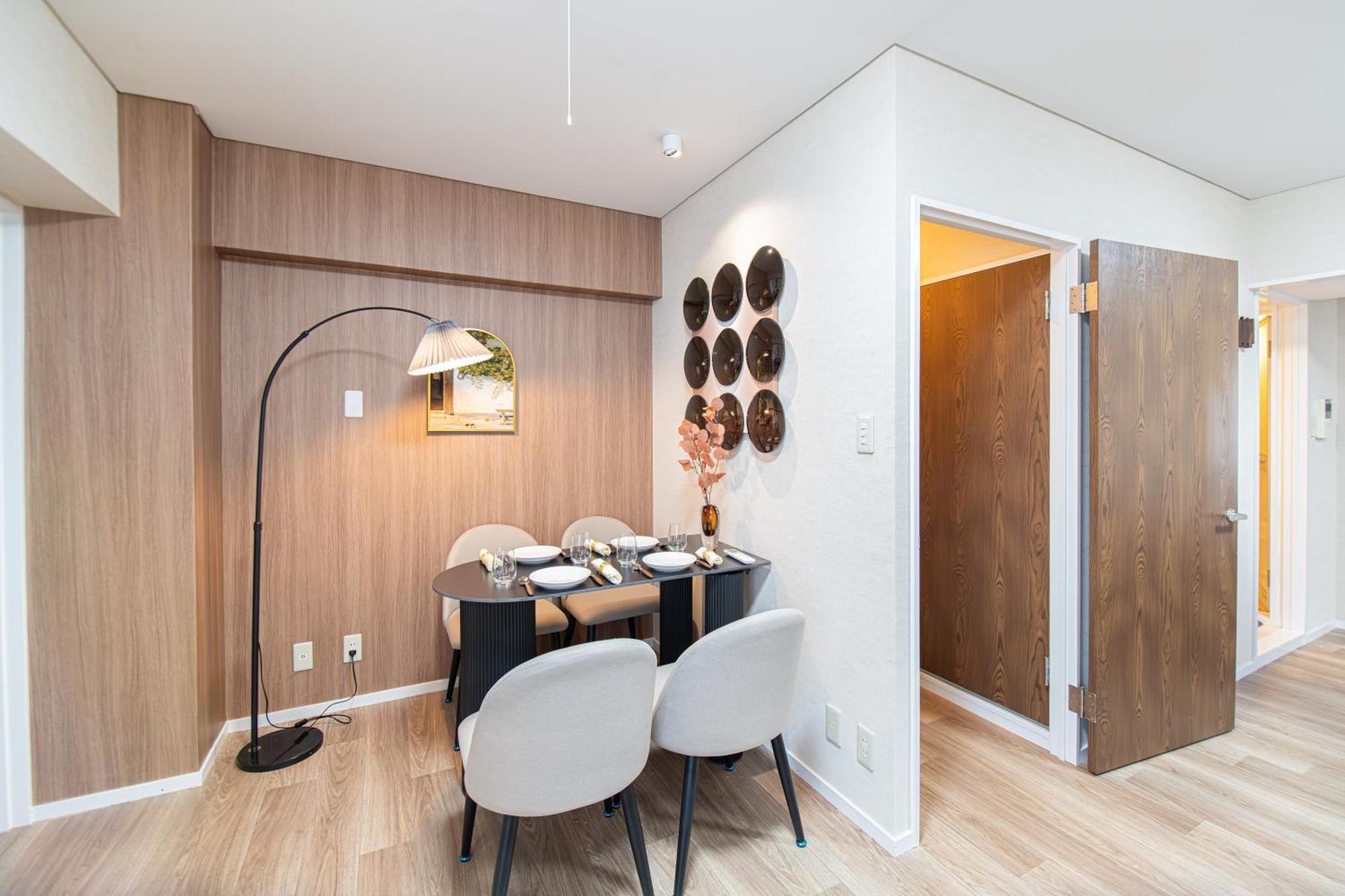 Z7全新装修套房3室2厅 新宿2站4分钟,max 8p-spacious,3rooms Near Shinjuku