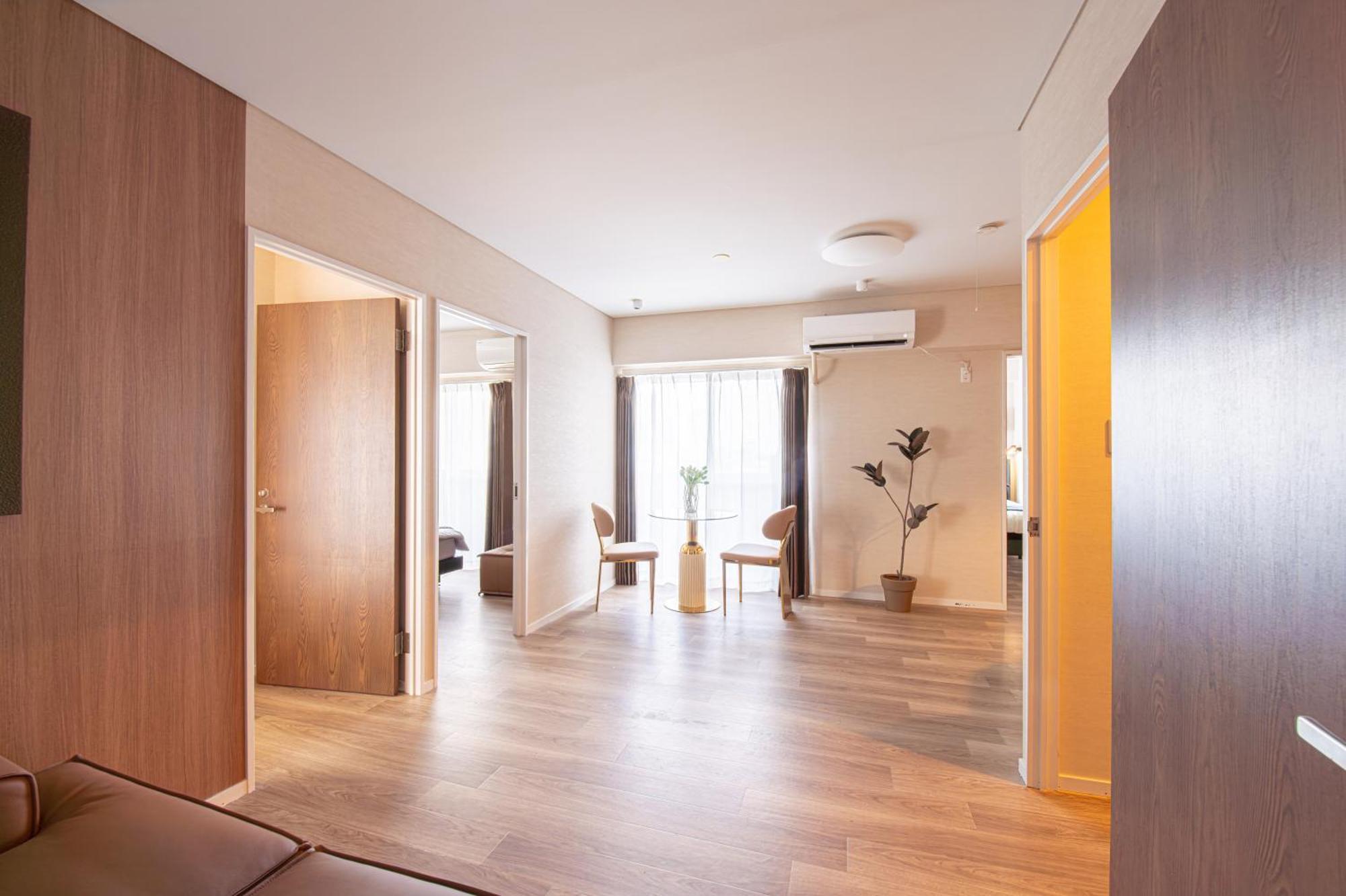 Appartamento Z7全新装修套房3室2厅 新宿2站4分钟,max 8p-spacious,3rooms Near Shinjuku Tokyo